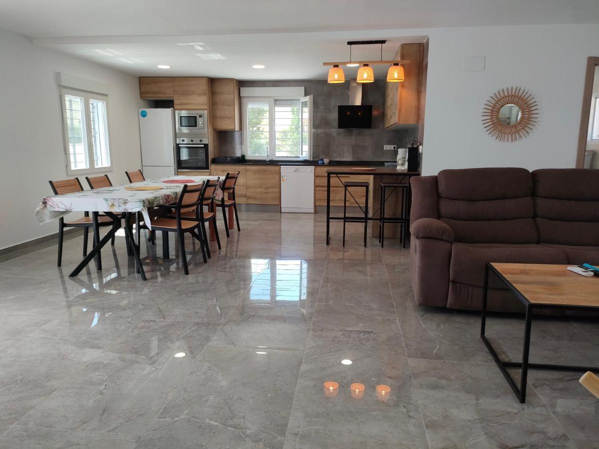 Casa Rural Con Piscina Climatizada Y Barbacoa A 10 Km De Alicante Y Playas, 3000 M2 De Terreno Elche Bagian luar foto